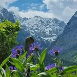 Haus Kreuzeckwiese - Alspitze * Гармиш-Партенкирхен
