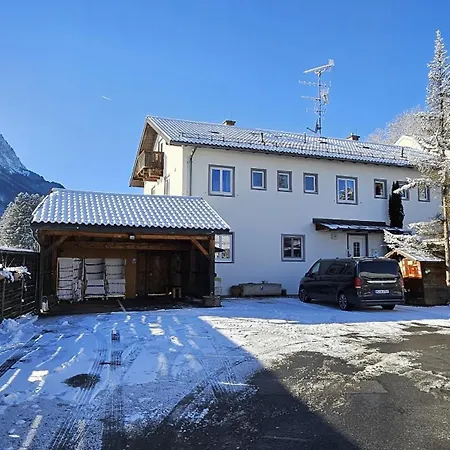 Апартаменты Haus Kreuzeckwiese - Alspitze Гармиш-Партенкирхен