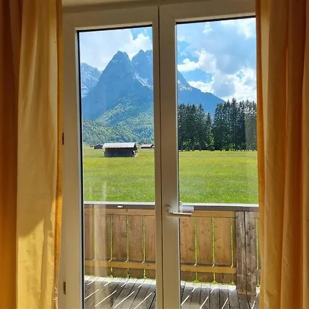 Haus Kreuzeckwiese - Alspitze شقة